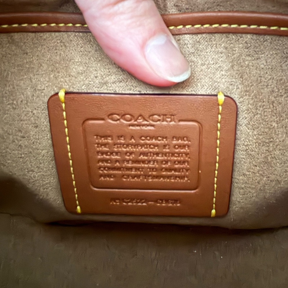 Coach Jonie 22 in cream - Picture 6 of 7